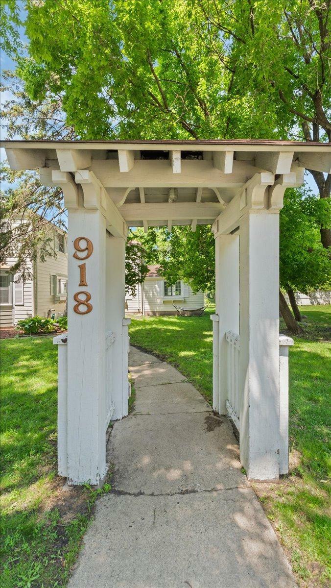 Property Photo: 918 Trott Avenue SW MN 56201