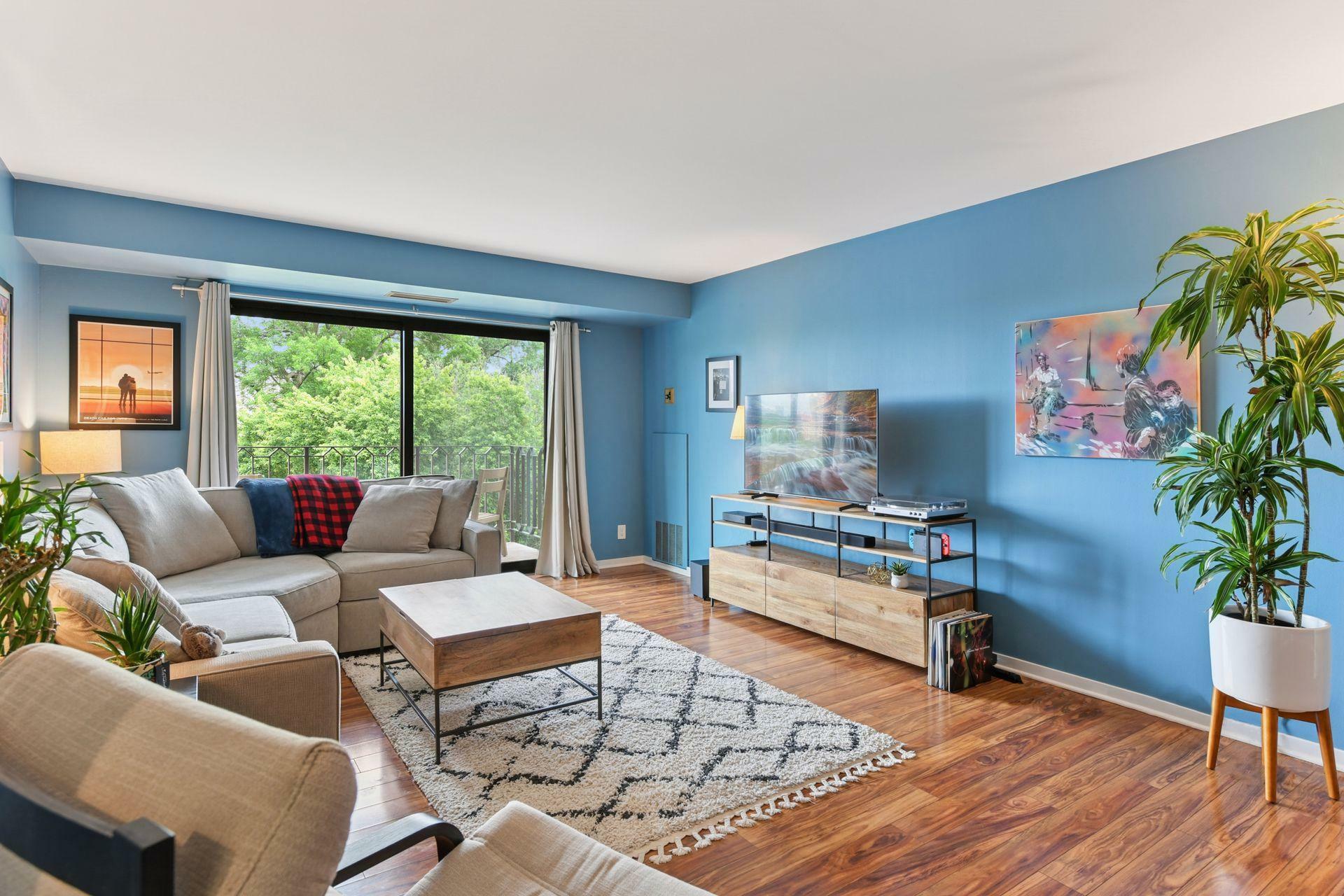 Property Photo:  3131 Excelsior Boulevard 508  MN 55416 