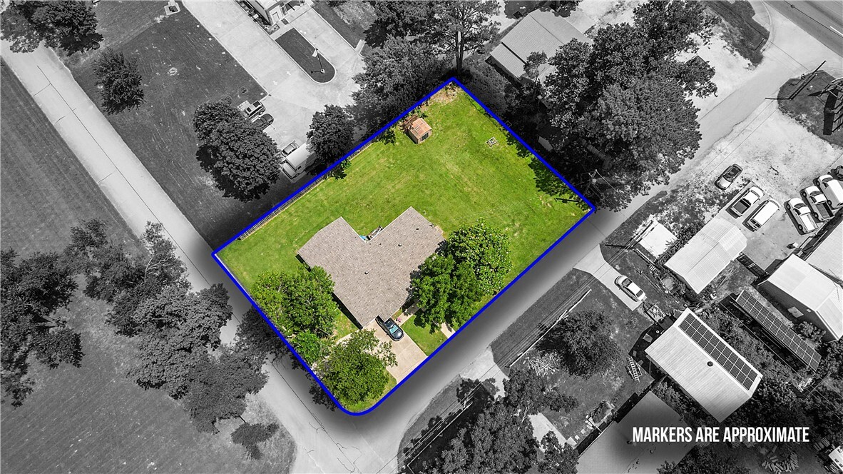 Property Photo: 3501 SE K Street AR 72712