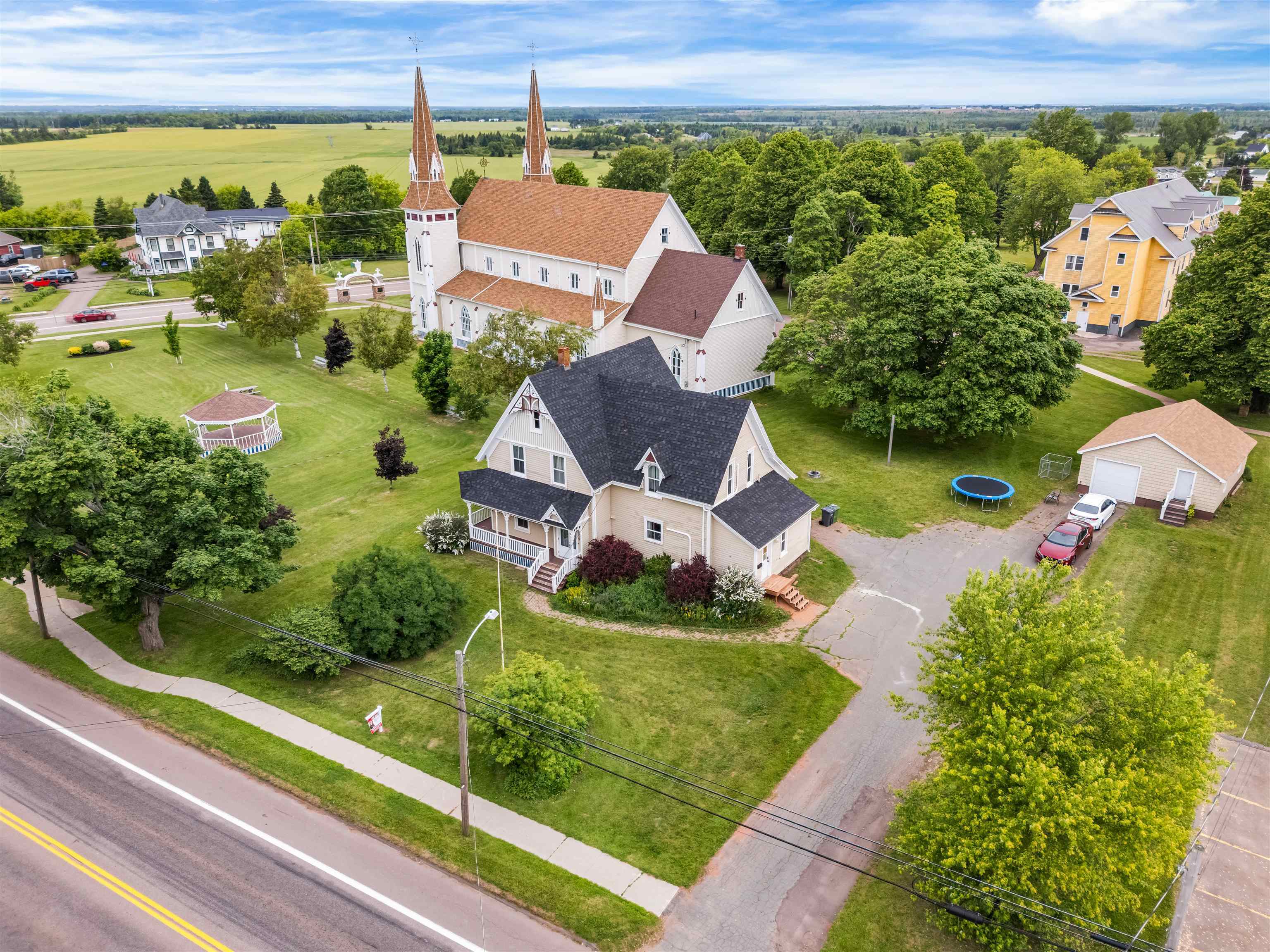 Property Photo: 9 Main Drive E PE C0B 1T0