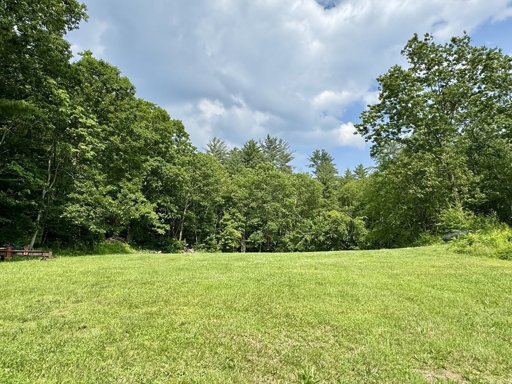 Property Photo:  171 Haydenville Road  MA 01096 