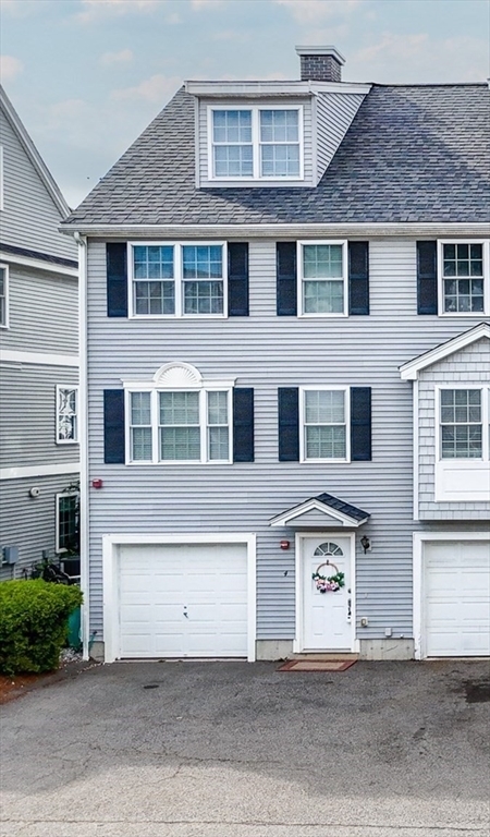 Property Photo:  14 Watson Street 4  MA 01852 