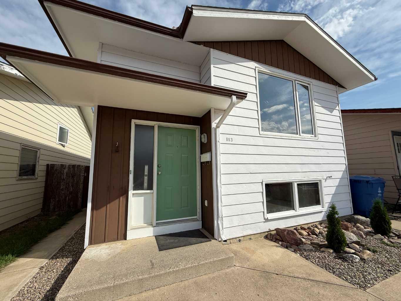 Property Photo: 113 Cayuga Crescent W AB T1K 5H4