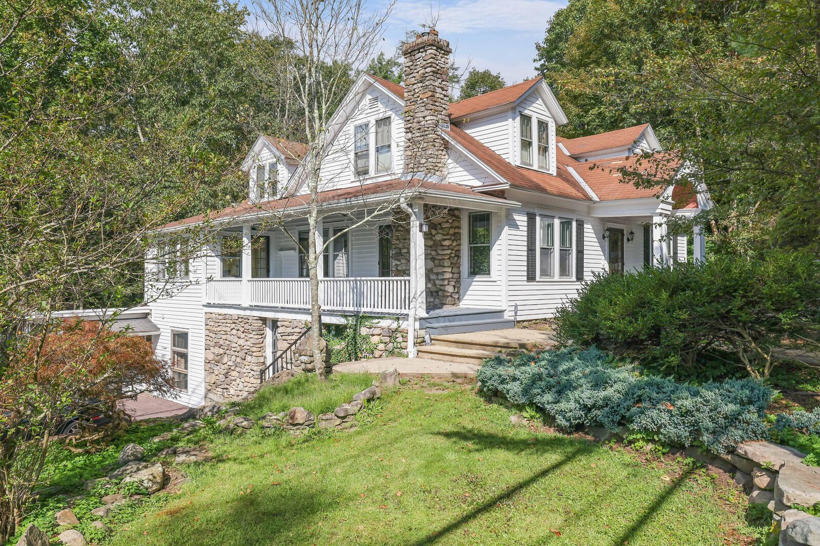Property Photo: 579 Golf Drive PA 18325