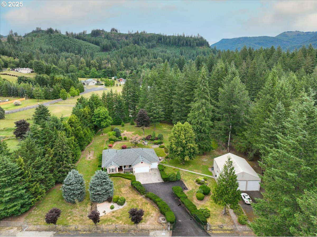Property Photo: 110 Dolph Dr WA 98603