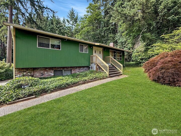 8419  121st Street E  Puyallup WA 98373 photo
