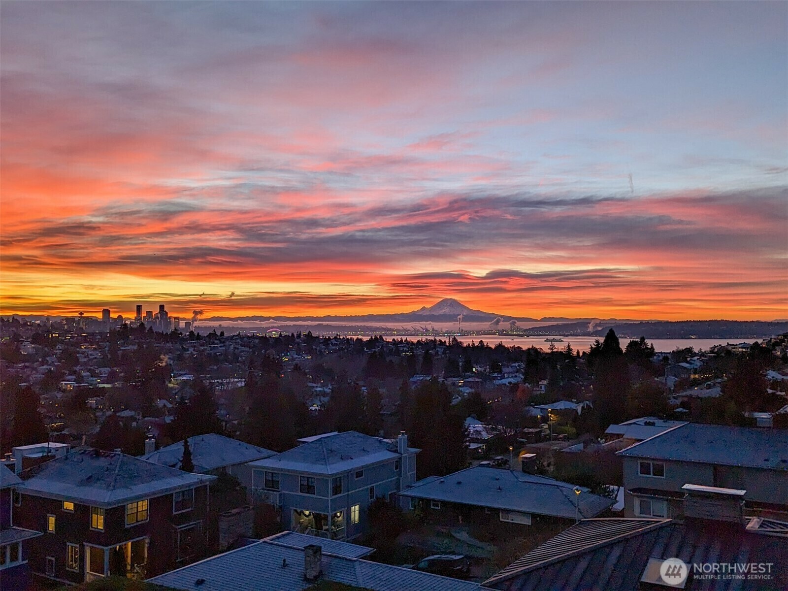 Property Photo:  3727 W Barrett Street  WA 98199 
