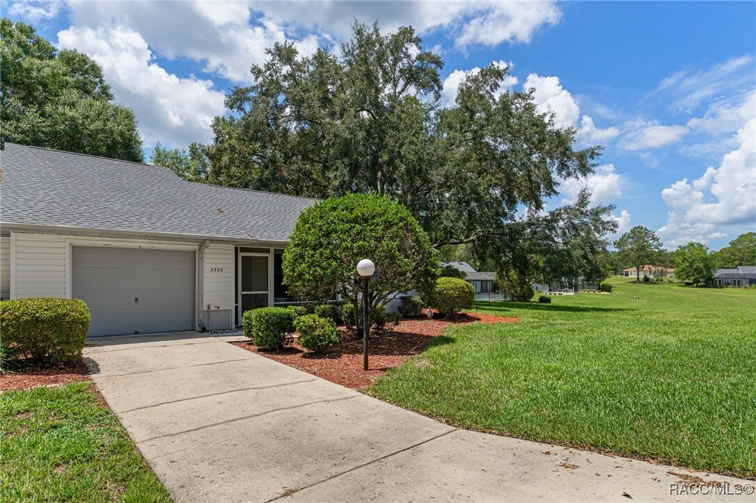 Property Photo: 2320 N Hendry Point FL 34442