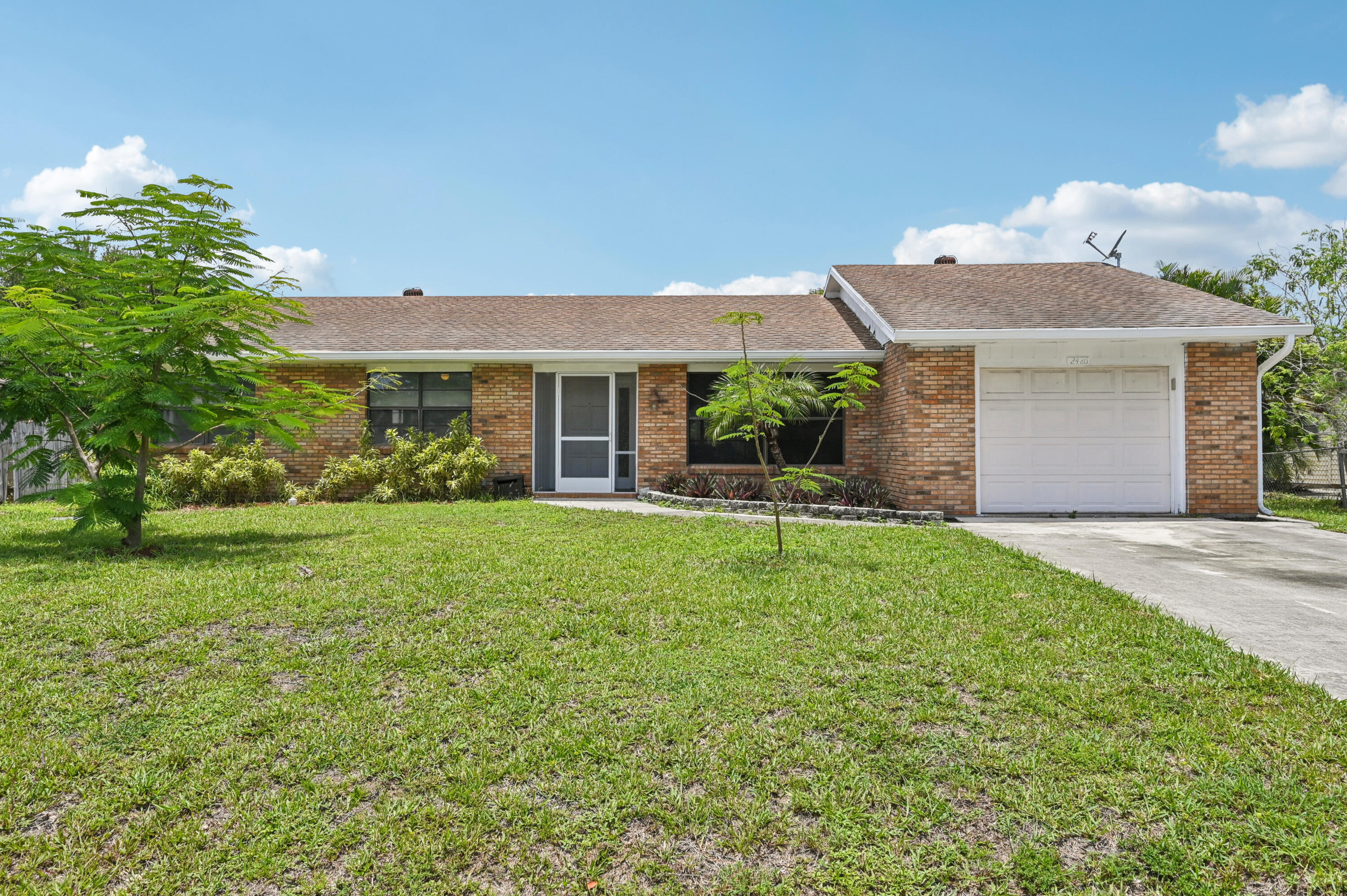 2426 SE Stonecrop Street  Port Saint Lucie FL 34984 photo