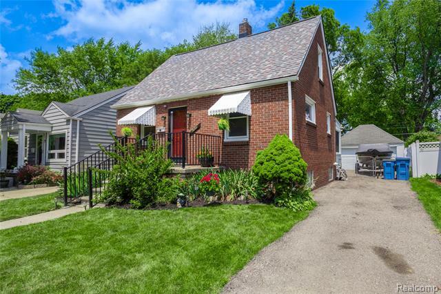 25900 Hanover Street  Dearborn Heights MI 48125 photo
