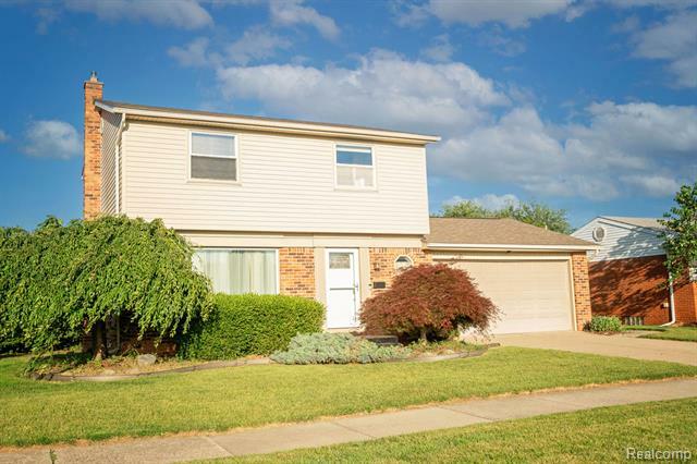 Property Photo:  15065 Westlake Street  MI 48180 