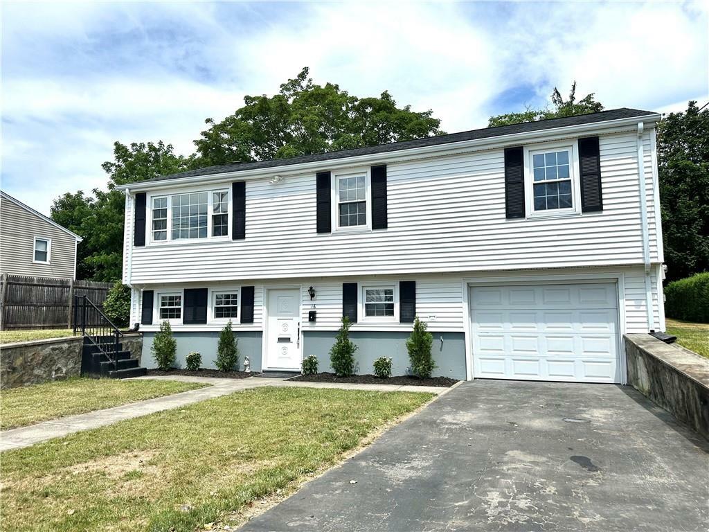 16 Goulart Avenue  Bristol RI 02809 photo
