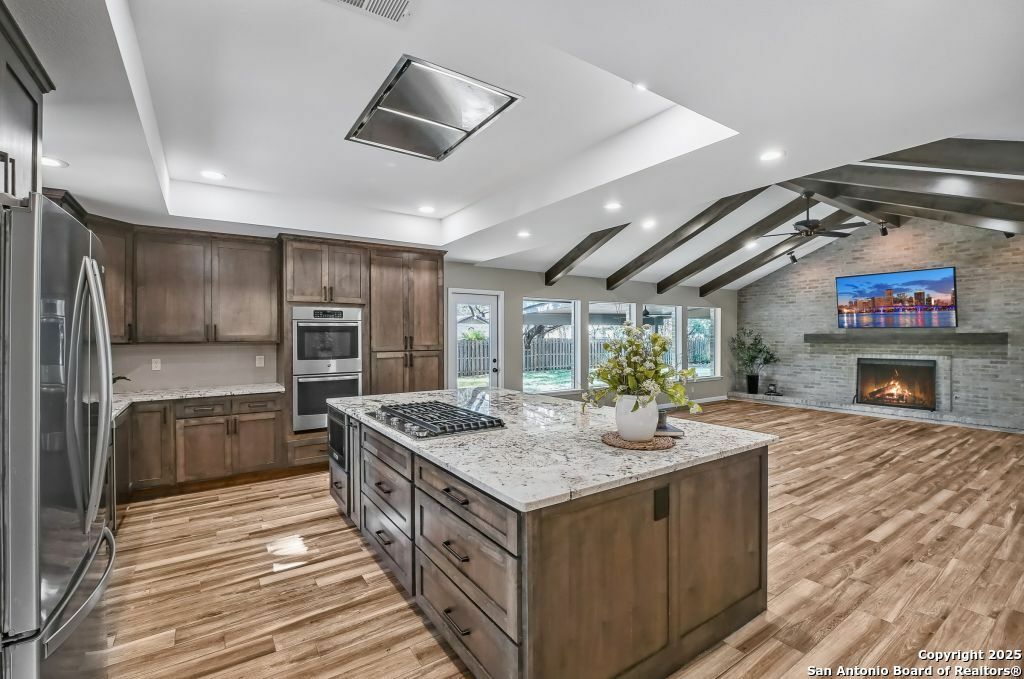 Property Photo: 120 Shady Trail TX 78232