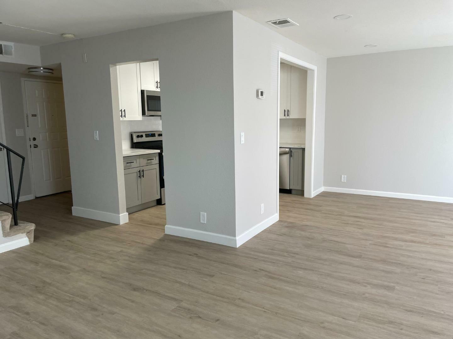 Property Photo:  309 Cravens Court  CA 95133 