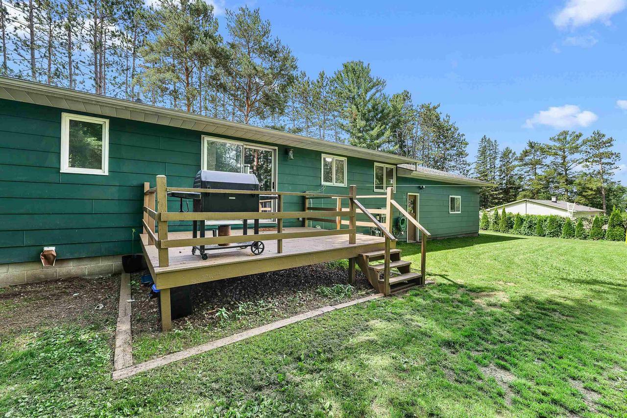 Property Photo: 2714 West Main Street WI 54452