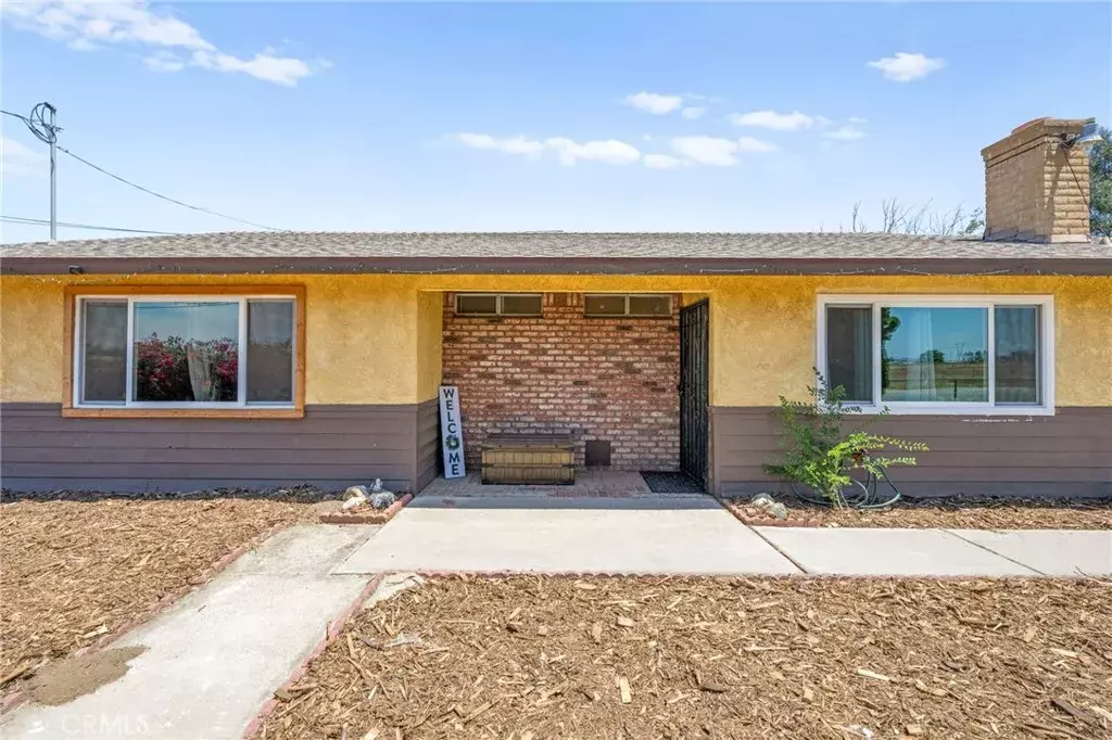 Property Photo: 27636 Ethanac Road CA 92585