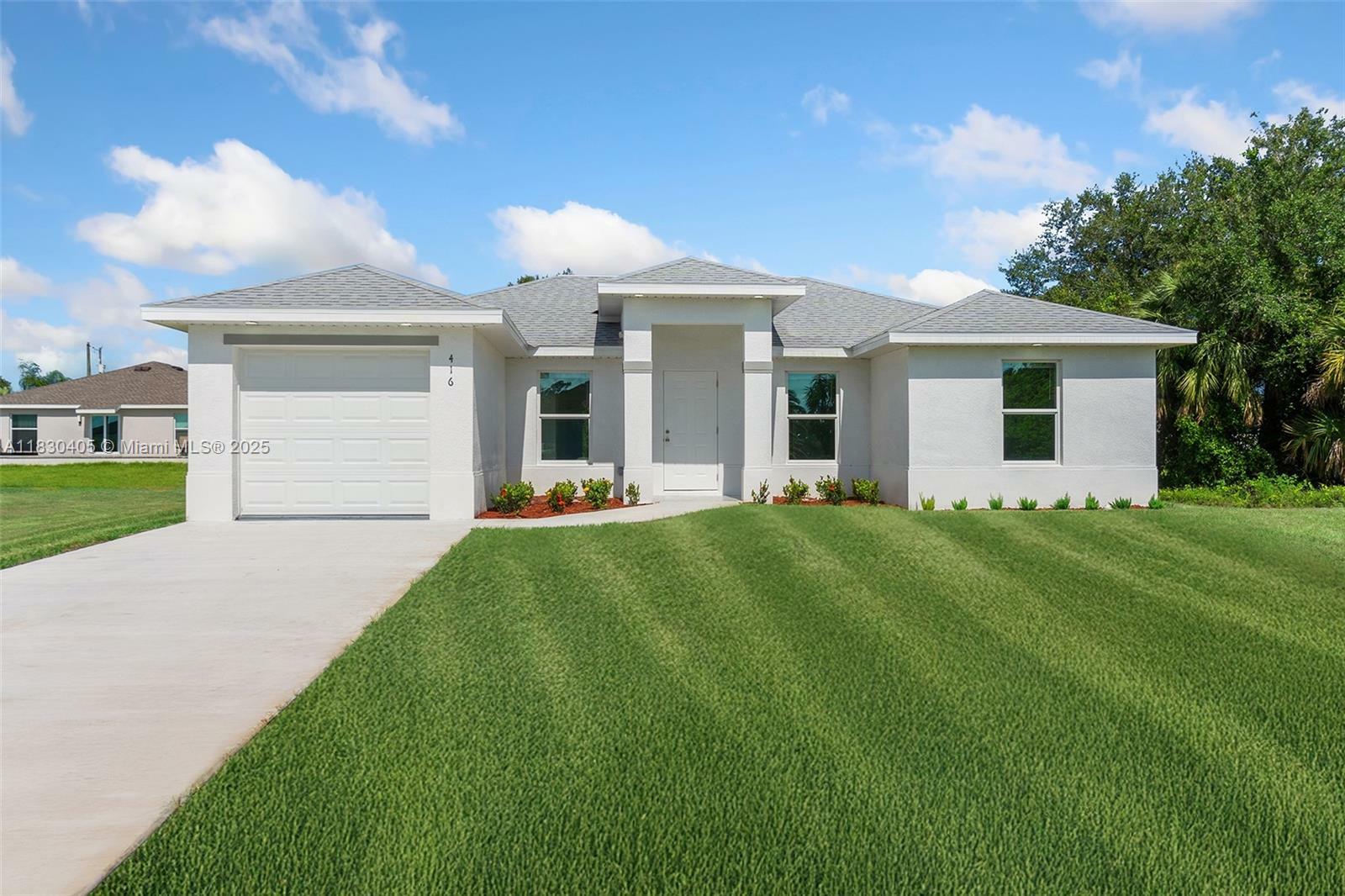 Property Photo: 416 Pinehurst Ave FL 33974