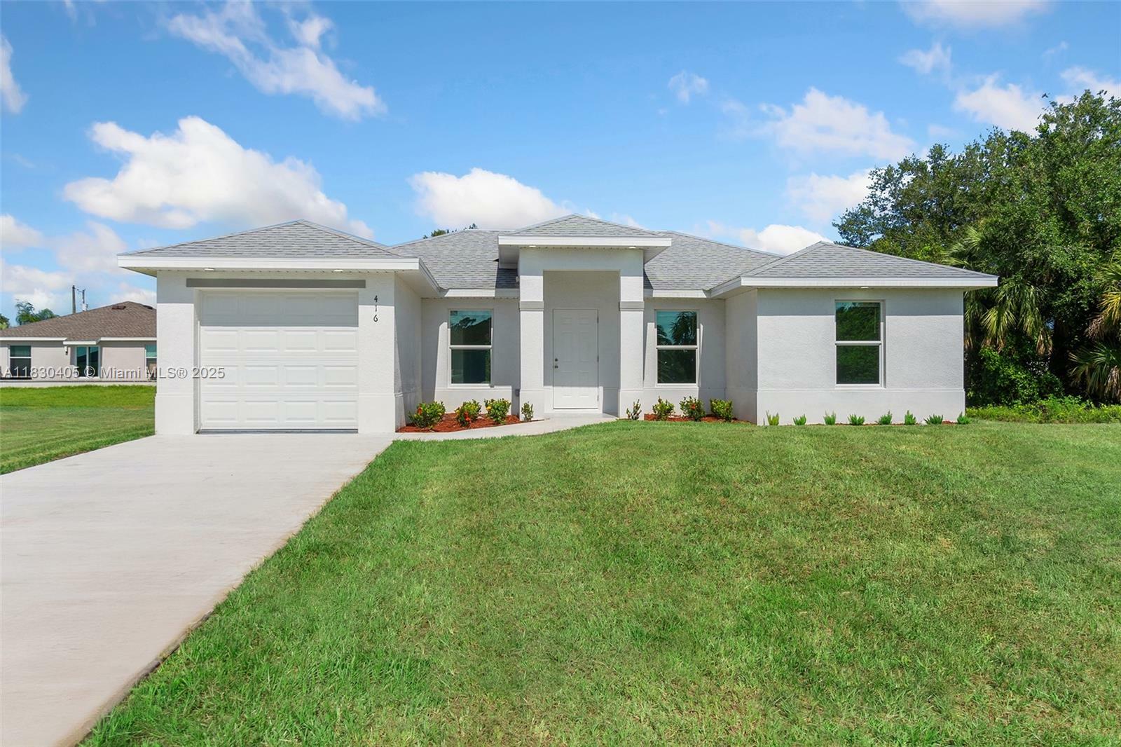Property Photo: 416 Pinehurst Ave FL 33974