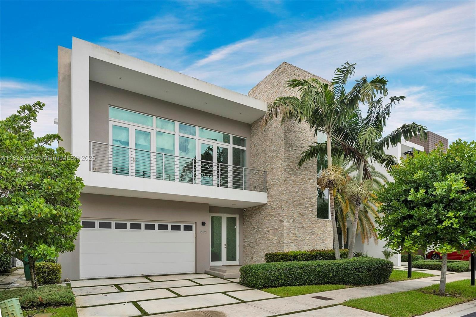 10573 NW 67th Ter  Doral FL 33178 photo