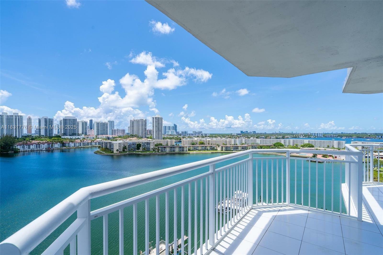 Property Photo: 18081 Biscayne Blvd 1205 FL 33160