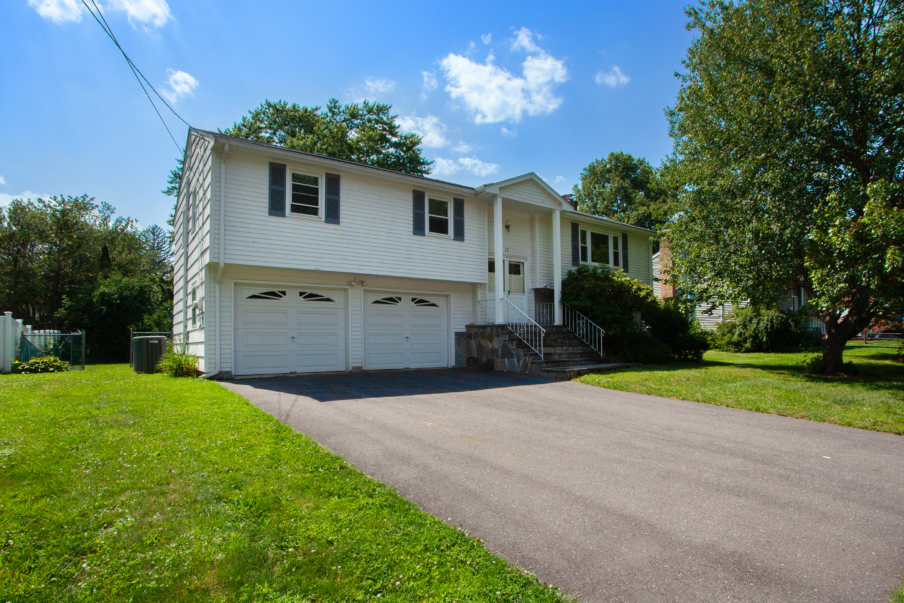 Property Photo: 17 Hammick Road CT 06107