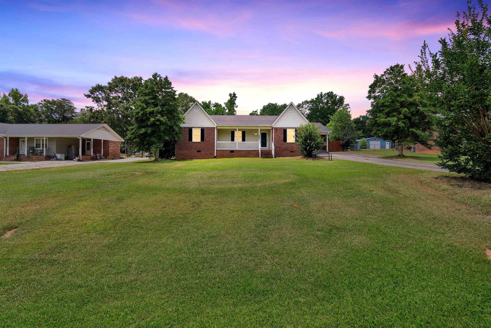 Property Photo:  140 Eastbrook Terrace  SC 29376 