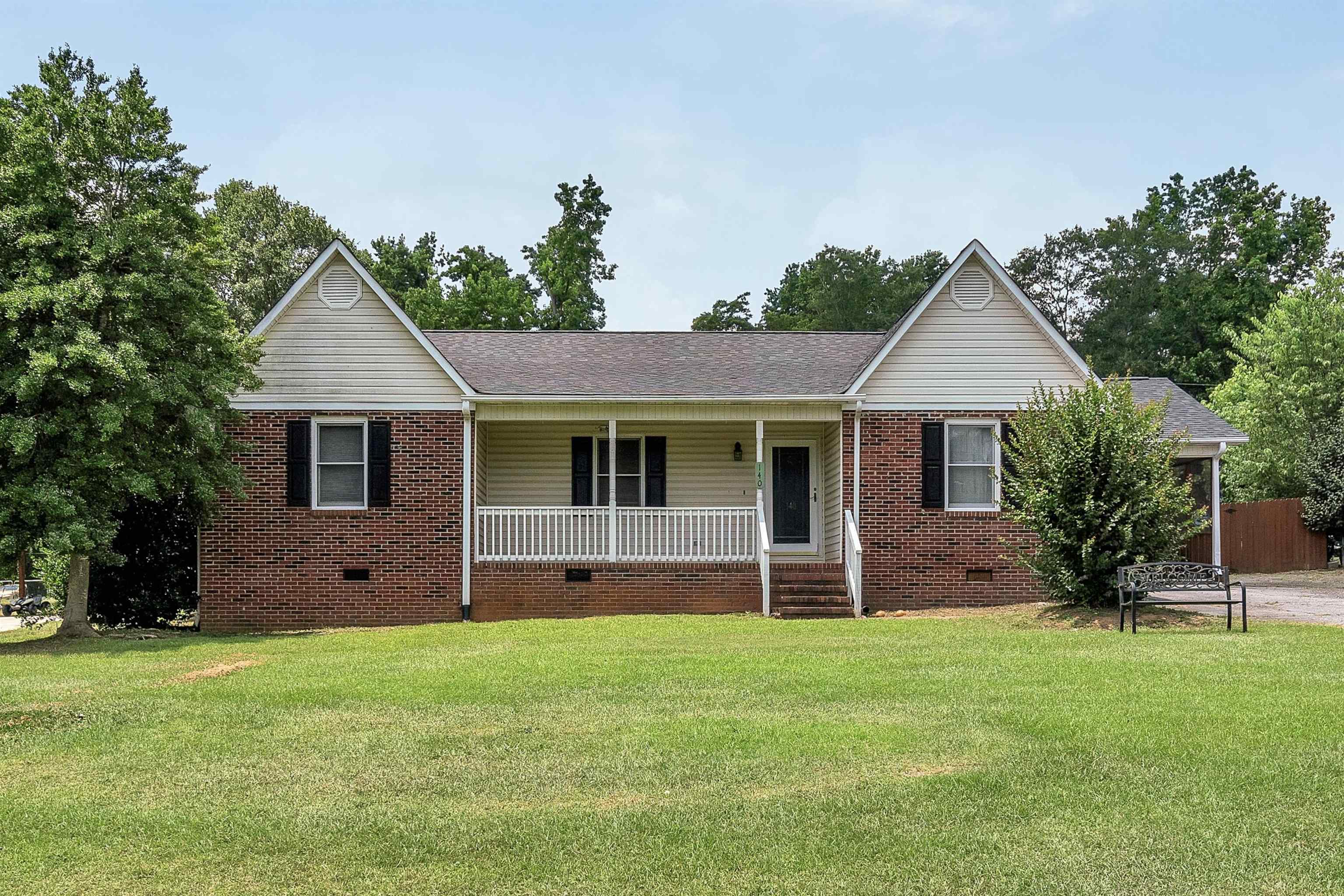 Property Photo: 140 Eastbrook Terrace SC 29376