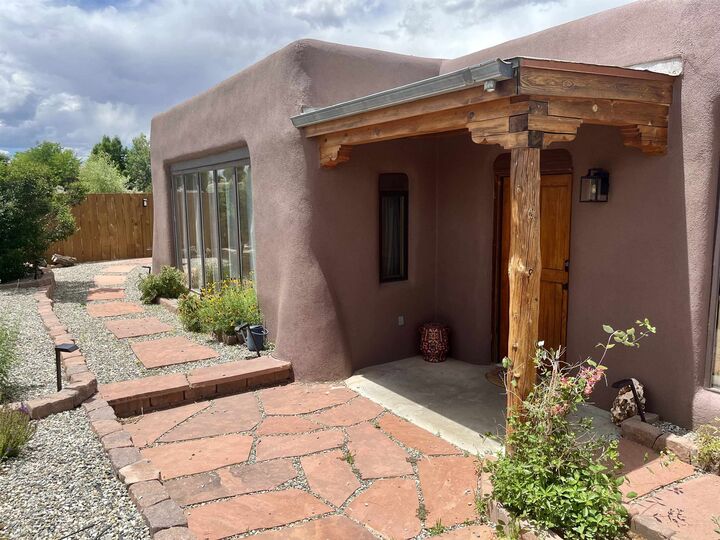 Property Photo: 55 Vista Linda Rd NM 87557