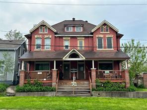 99 Mulcaster Street  Barrie ON L4M 3M7 photo