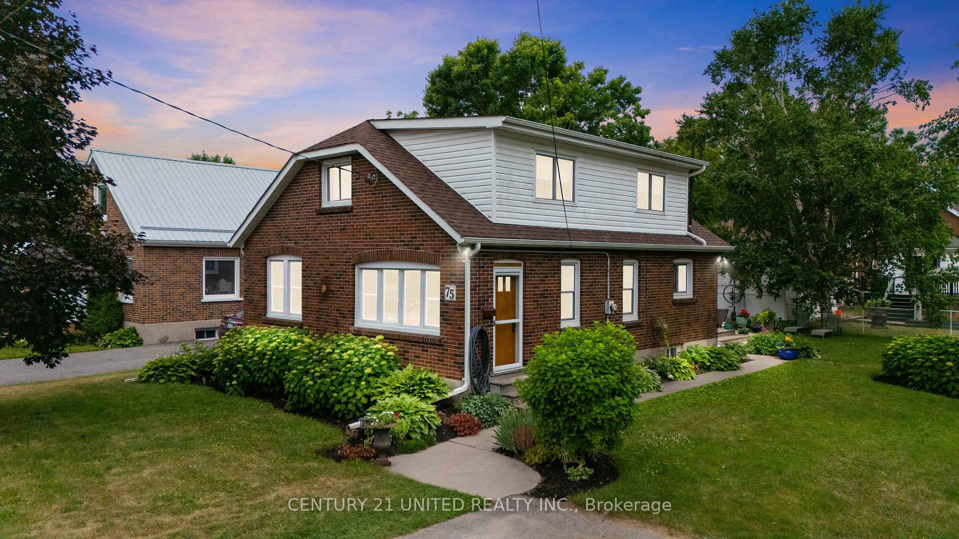 Photo de la propriété:  75 Lynch Street  ON K9J 5B1 