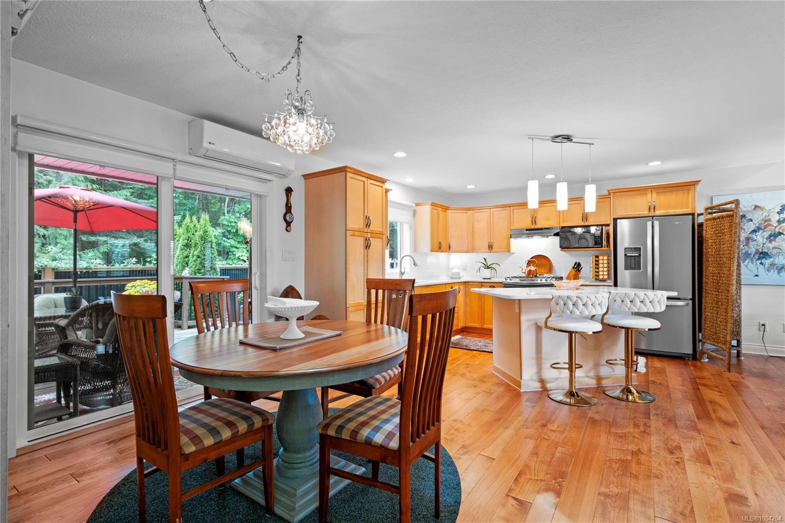 Property Photo: 619 Viking Way BC V9P 2Z5