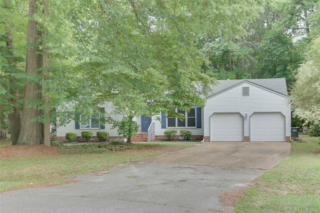 108 Freemans Trace  Yorktown VA 23693 photo