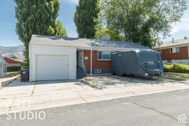 Property Photo:  4370 S 175 E  UT 84405 