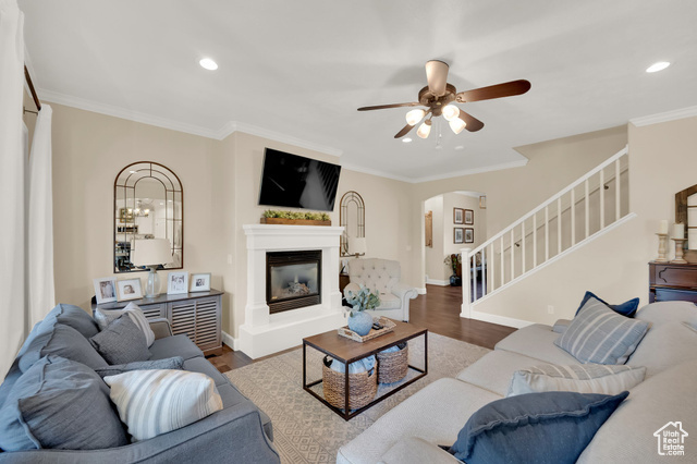Property Photo: 1063 W 2650 N UT 84043