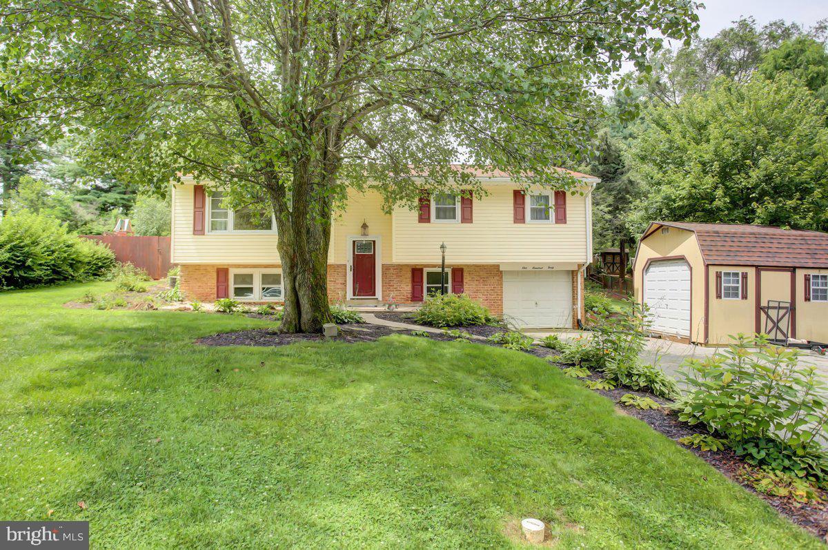 Property Photo: 140 Echo Drive PA 17202