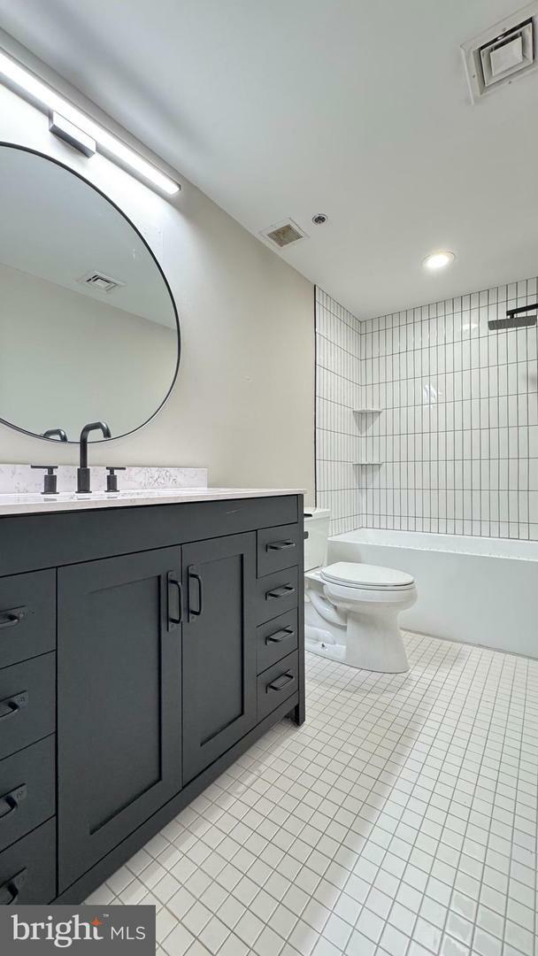 Property Photo: 314 N 12th Street 22 703 PA 19107
