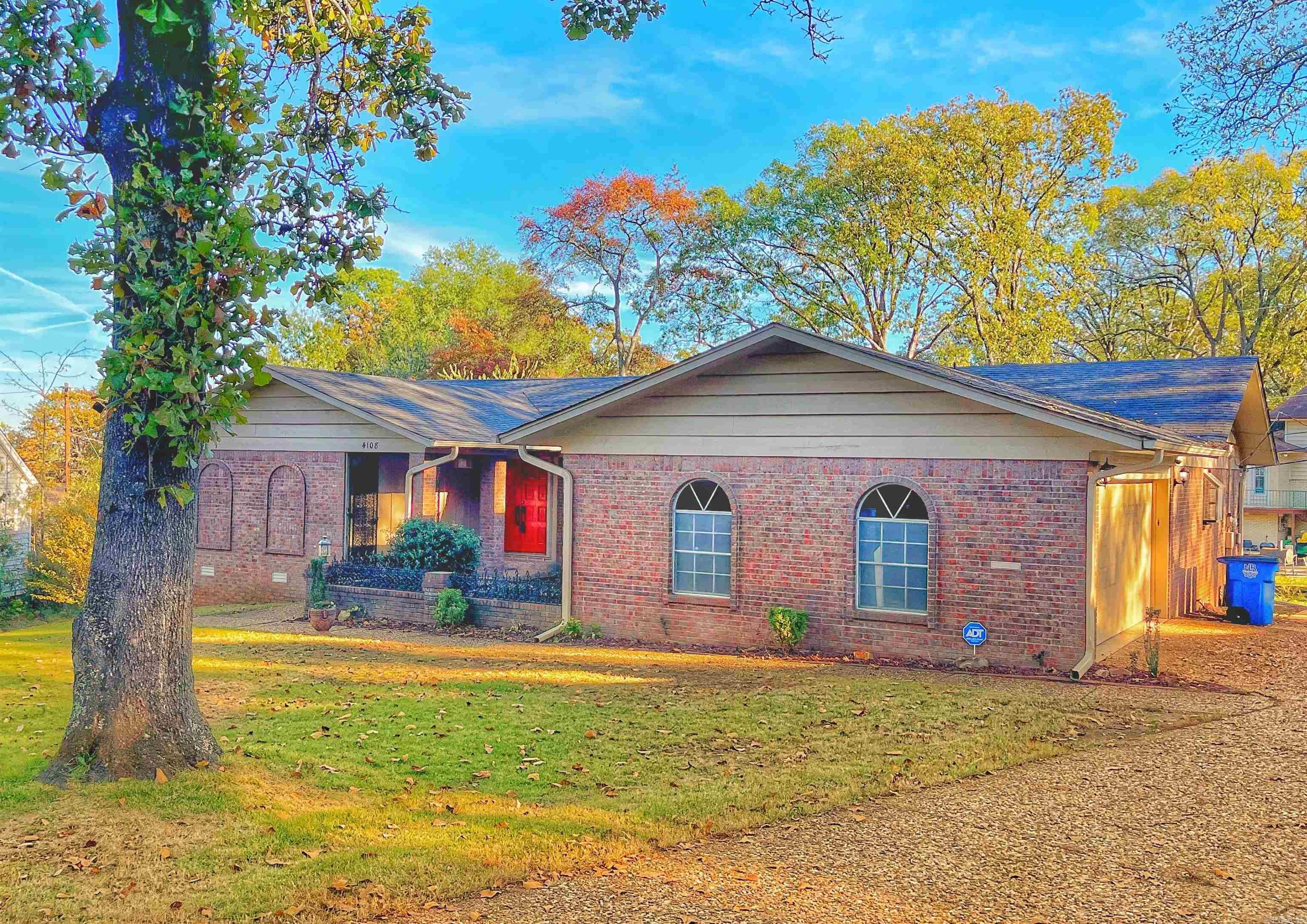 Property Photo: 4108 Royal Oak Drive AR 72116