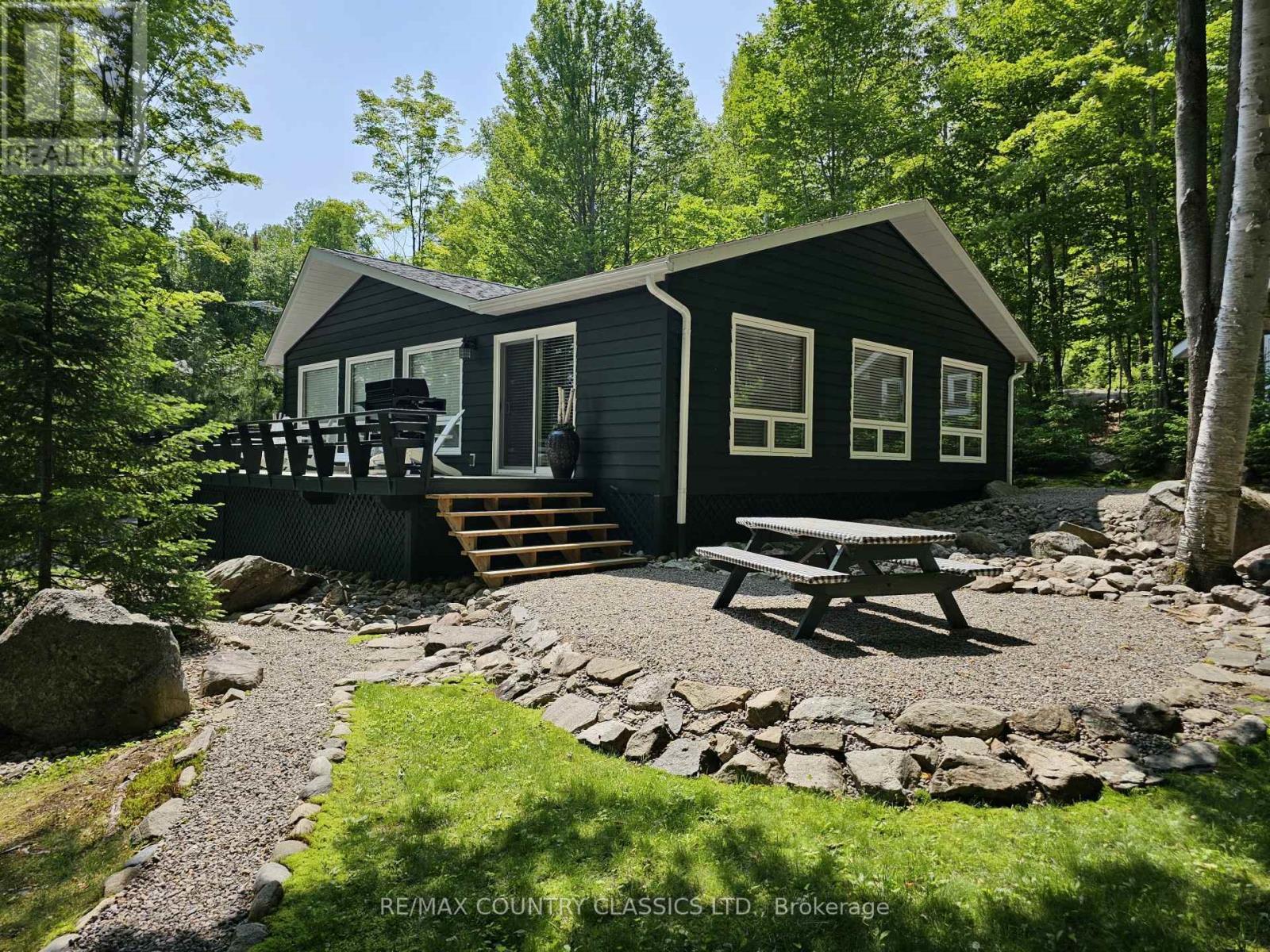 Property Photo:  224 Wiltom Drive  ON K0J 1B0 