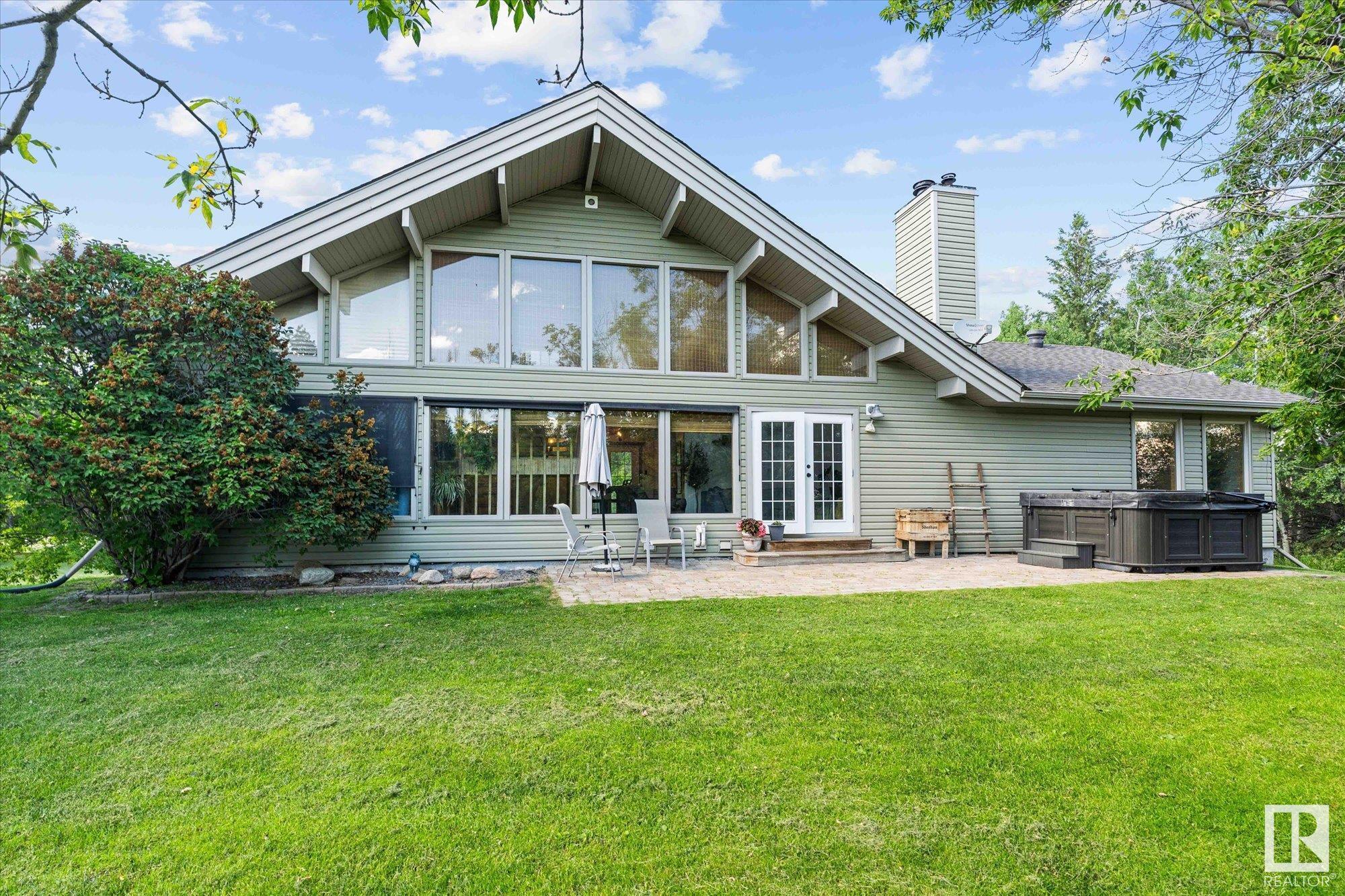 Property Photo: 1017 Twp Road 540 4 AB T7Y 0A6