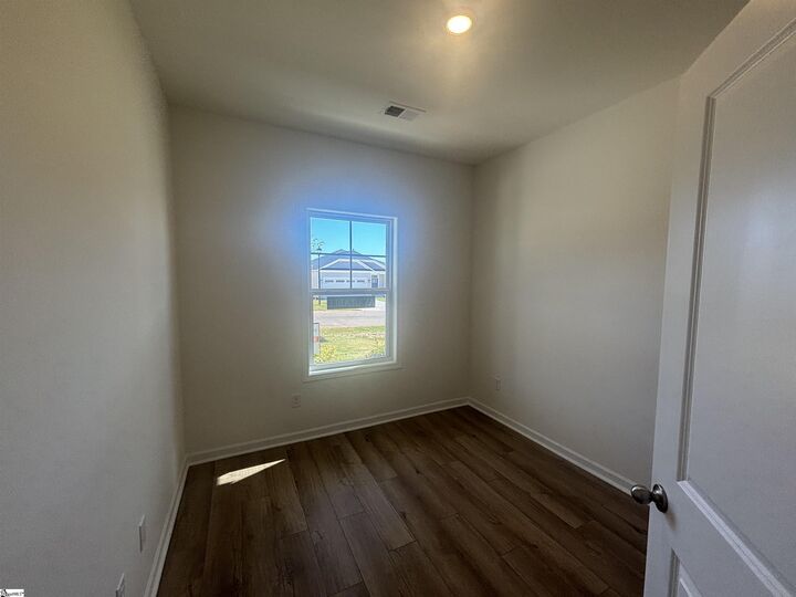 Property Photo:  2014 Halton Oaks Drive  SC 29303 