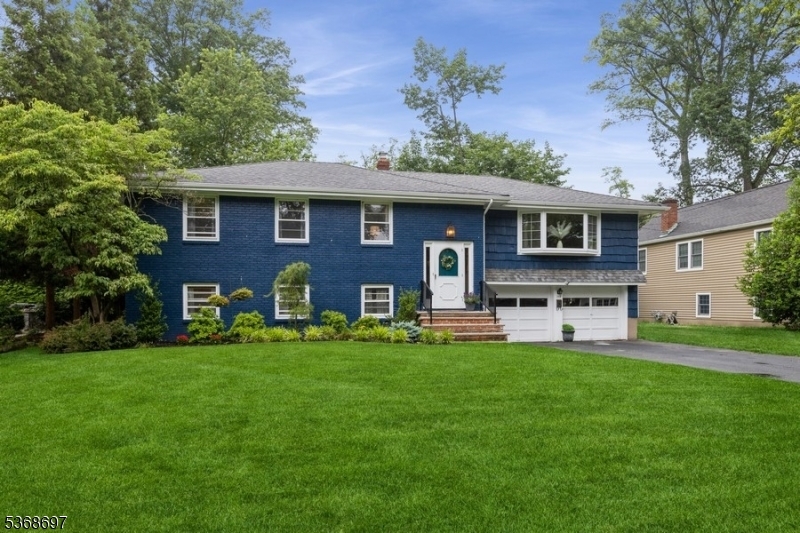 117 Morton Dr  Ramsey Boro NJ 07446 photo
