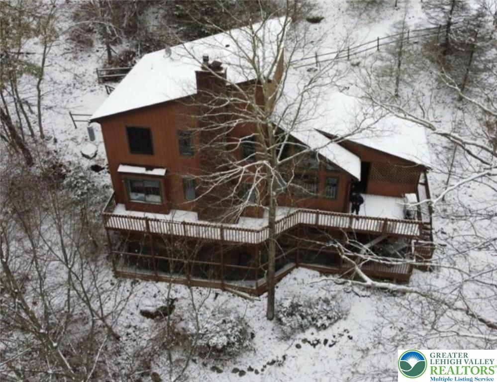 Property Photo: 251 Brentwood PA 18324