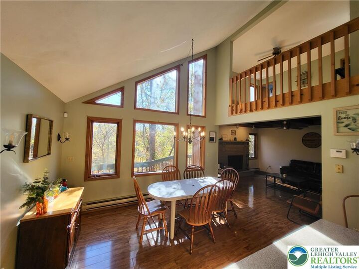 Property Photo: 251 Brentwood PA 18324