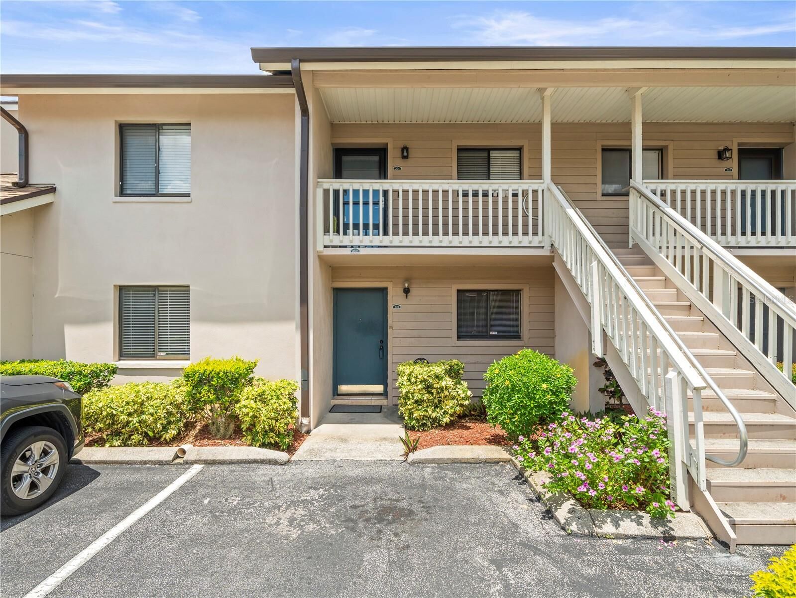 Property Photo: 9804 Lombard Court 104 FL 33618