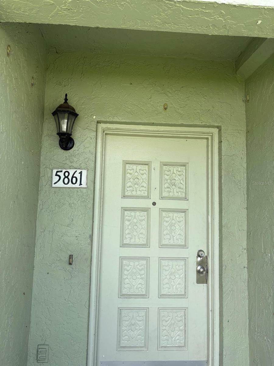 5861 La Costa Drive 115  Orlando FL 32807 photo