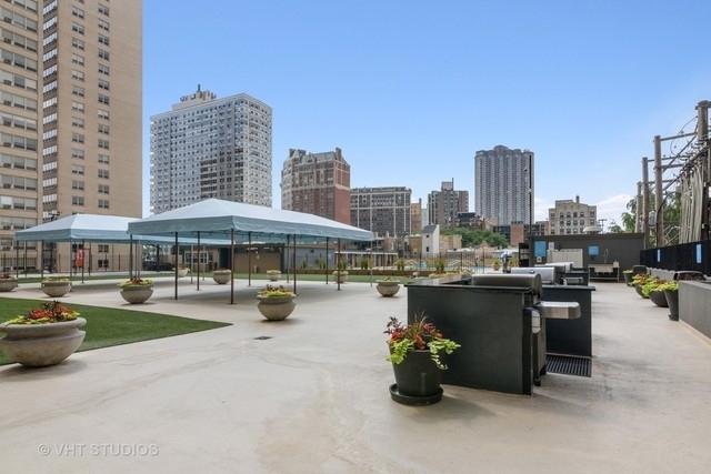 Property Photo:  655 W Irving Park Road 2608  IL 60613 