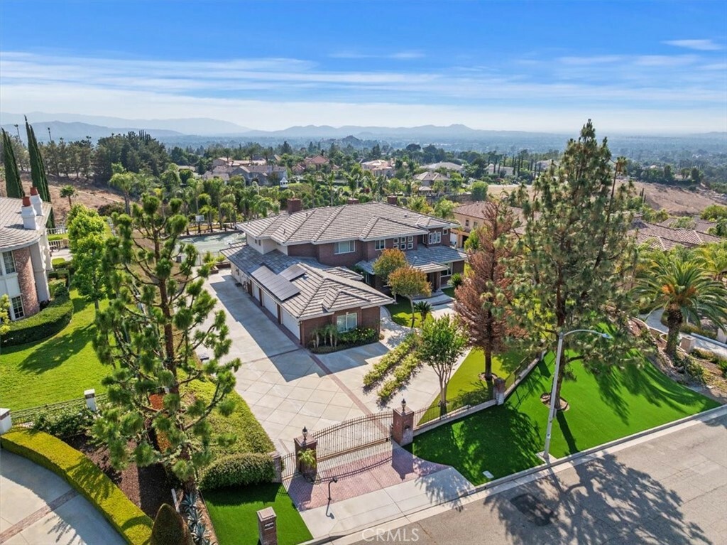 Property Photo: 6975 Wyndham Hill Drive CA 92506