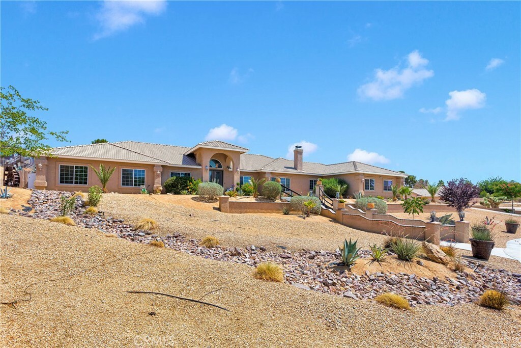 Property Photo: 19420 Red Feather Road CA 92307