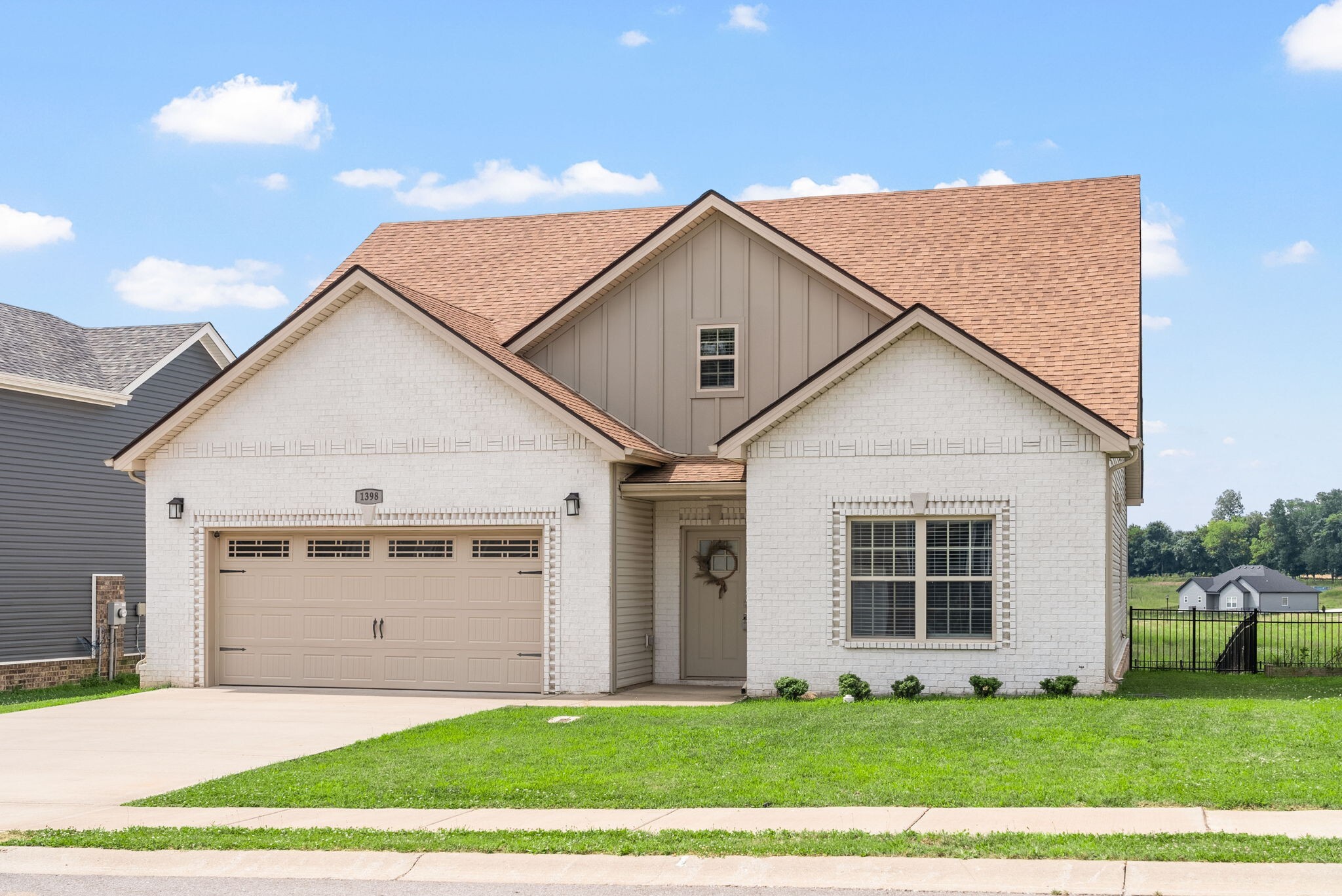 Property Photo: 1398 Citadel Dr TN 37042