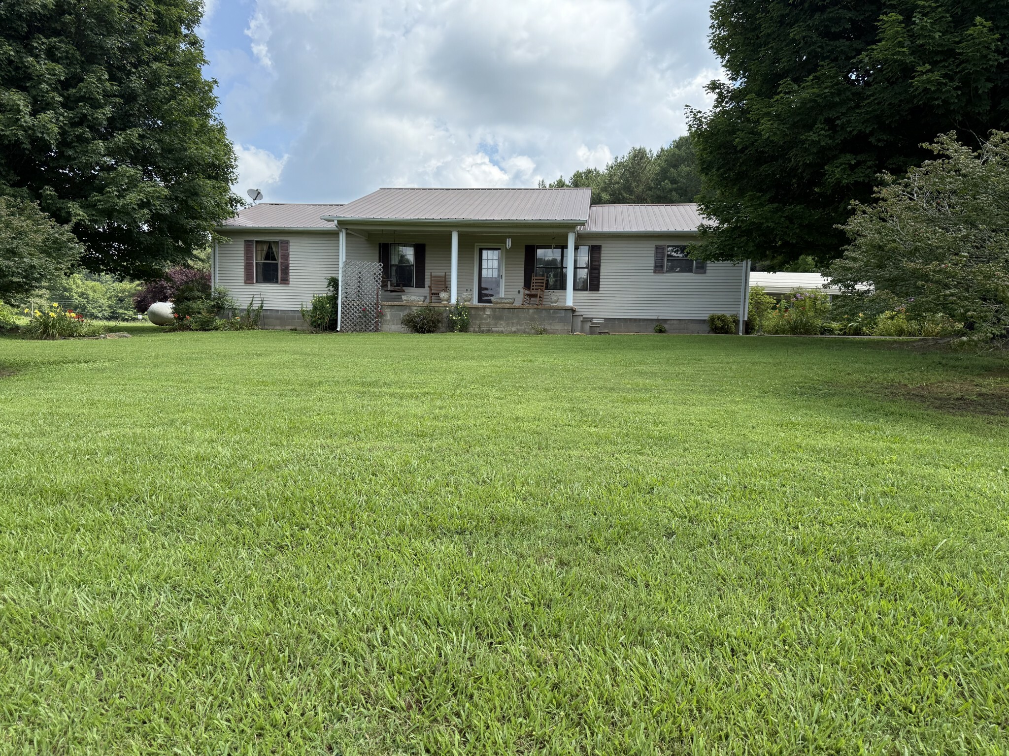 Property Photo: 46 Brier Hill Rd TN 38456